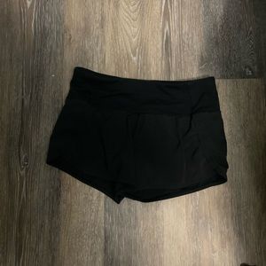 Black lulu shorts